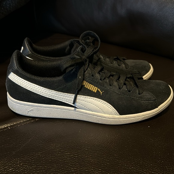 Puma Vikky Softfoam Suede Tennis Shoes/Sneakers - Picture 6 of 10